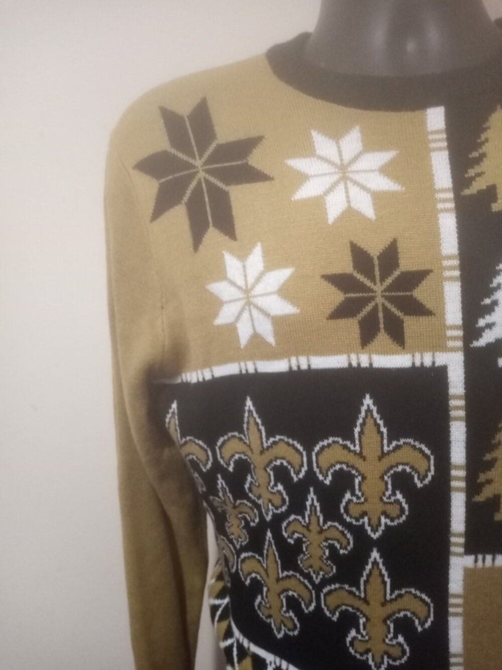 Team Apparal NFL New Orleans Saints Busy Block Ugly Sweater Men's Size Large L - Picture 3 of 13